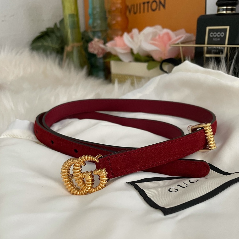 Gucci torchon buckle suede belt size 75